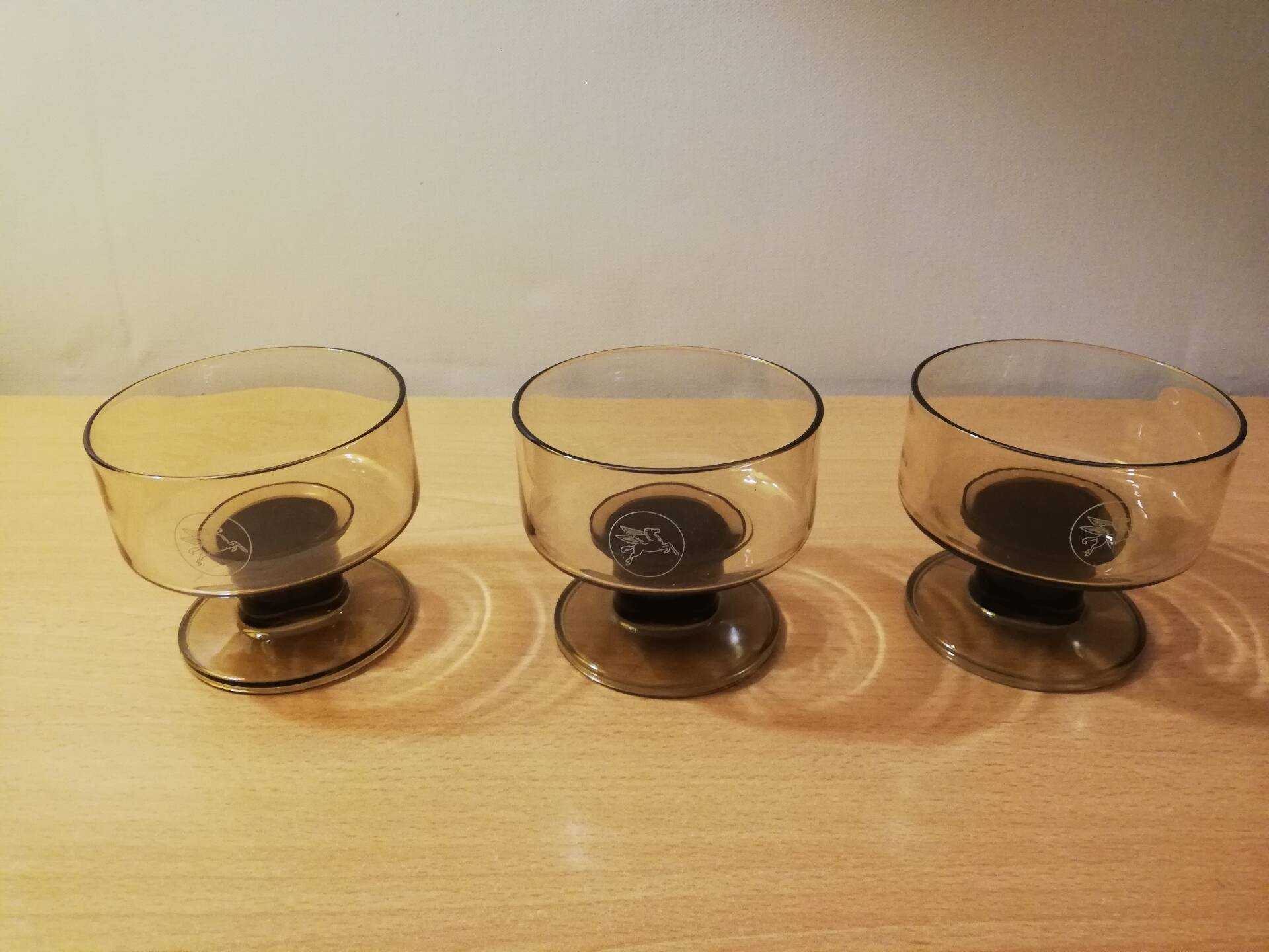 Set of 3 vintage 1970s brown smoked glass cups Pegasus Mobil.