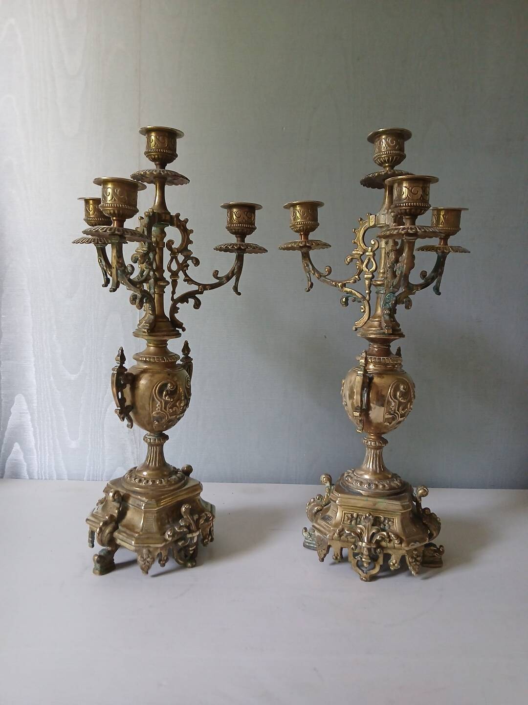 Pair of bronze candlesticks in Louis XVI style – 4 lights – 38 cm