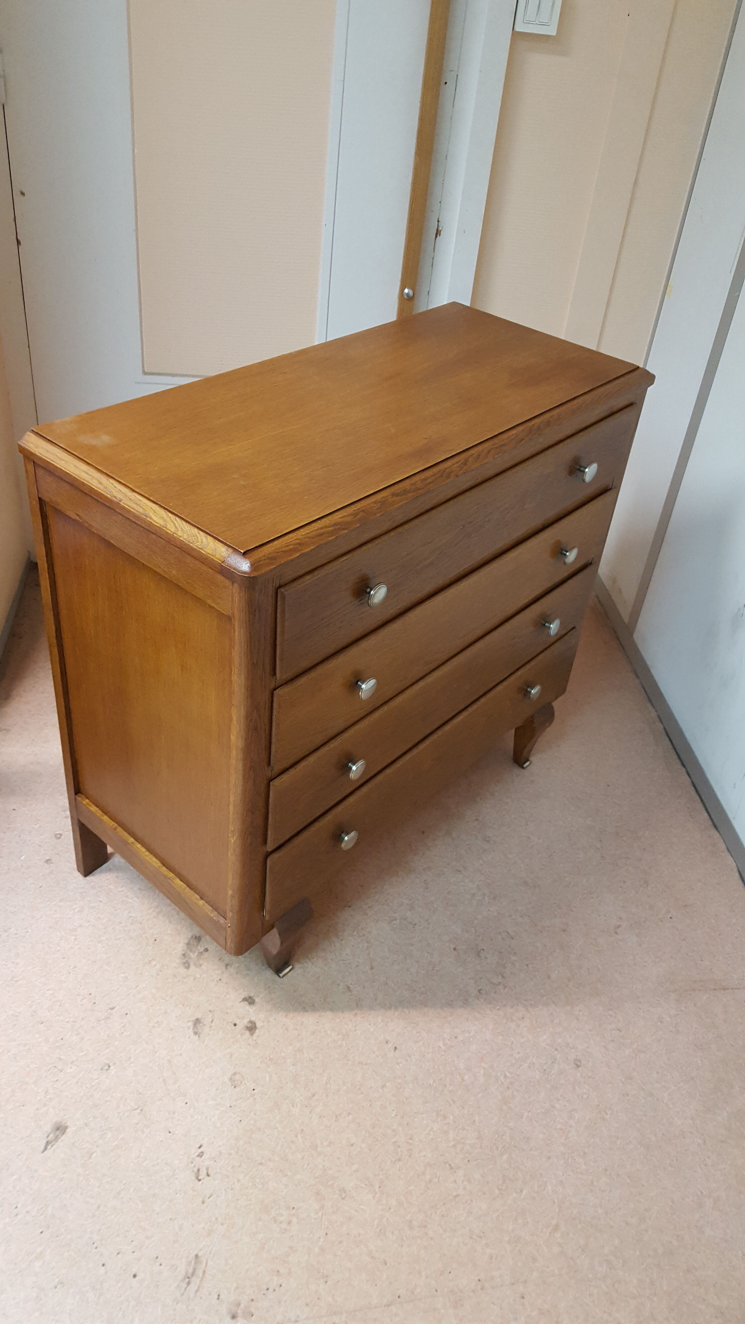 Small dresser year 50/60