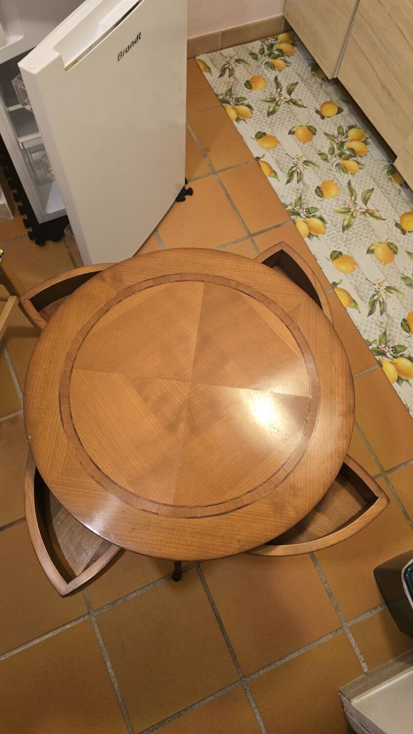 Pedestal Swivel Table with marquetry top