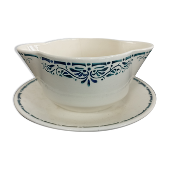 Old sauce boat
