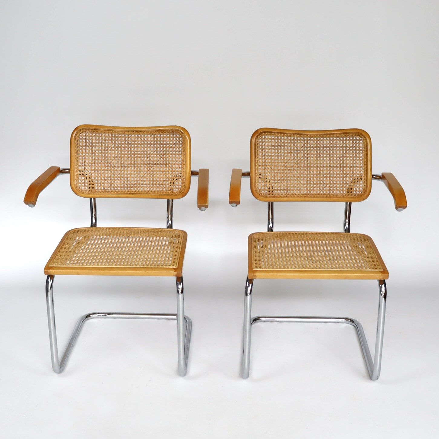 Pair of chairs Marcel Breuer B64 Cesca