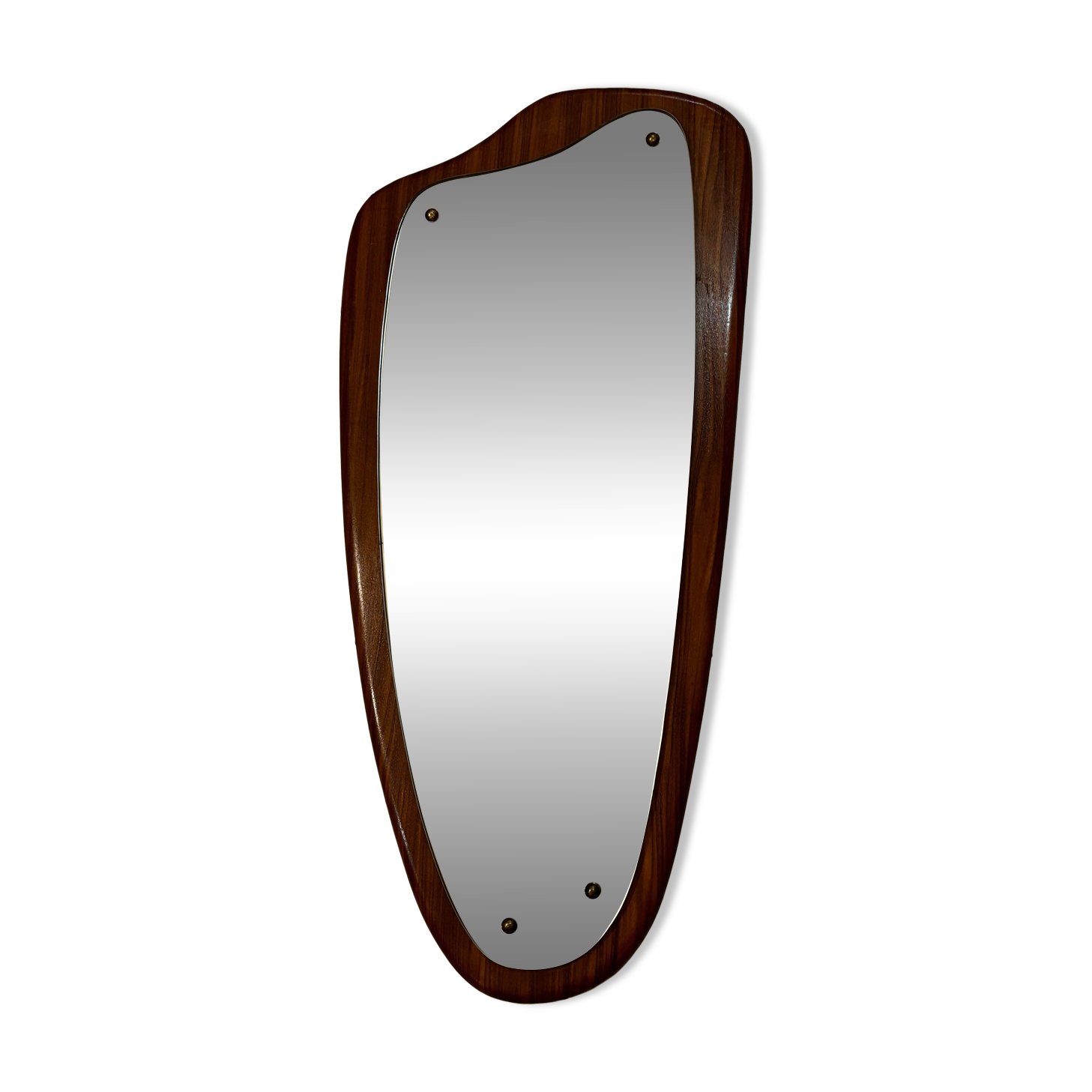 Scandinavian free-form mirror