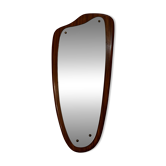 Scandinavian free-form mirror