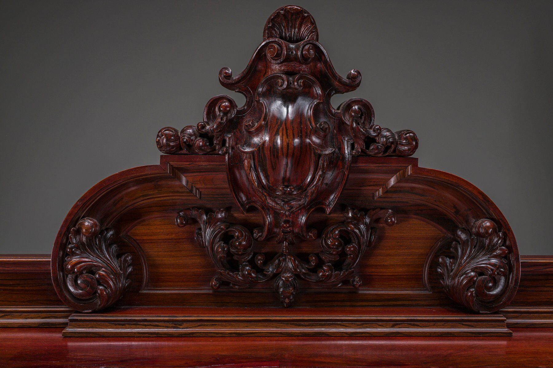 Buffet néo-baroque allemand en noyer et acajou, années 1890