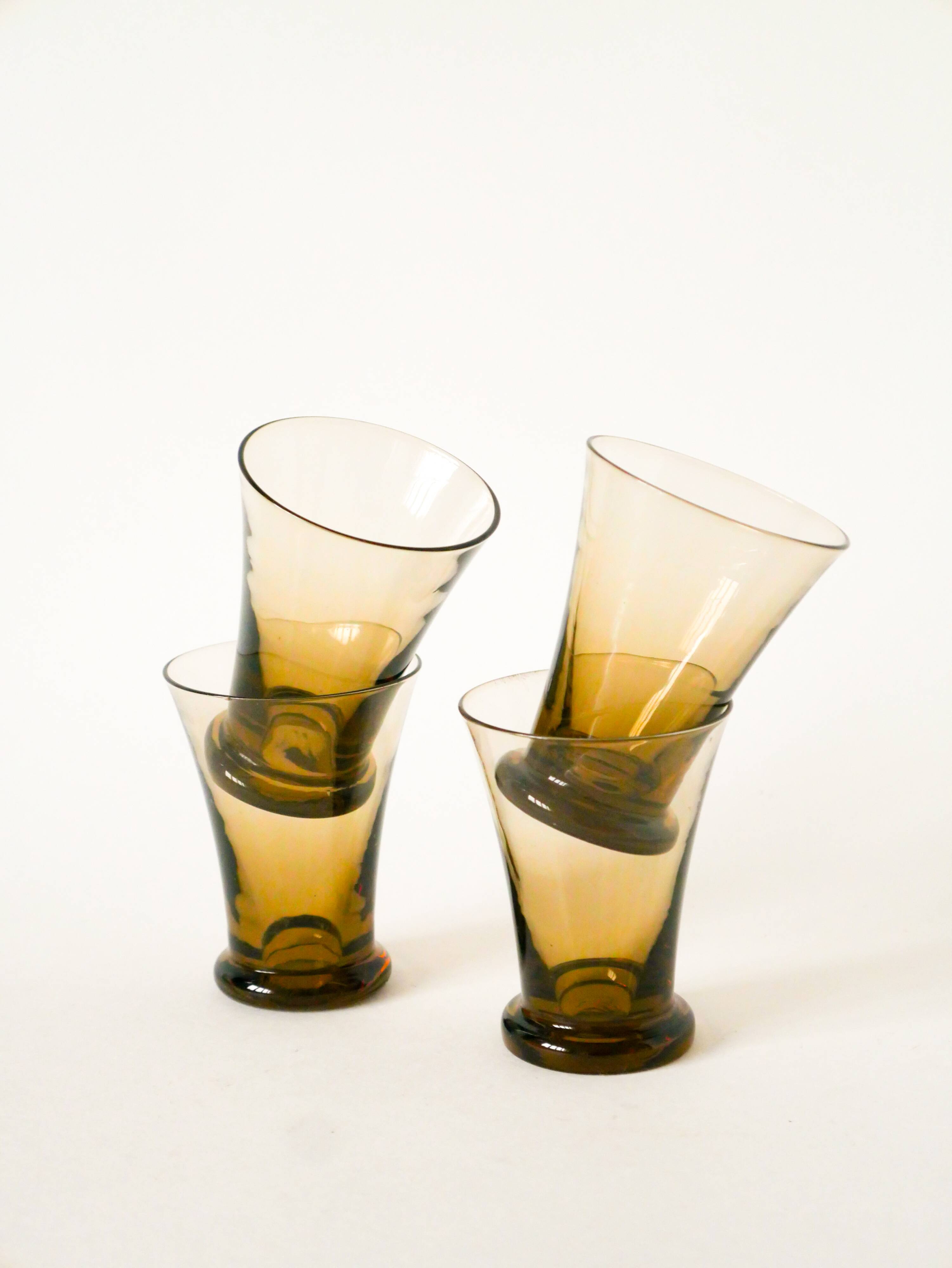 Set of 4 small smoked glass glasses, Art Deco, 1930.