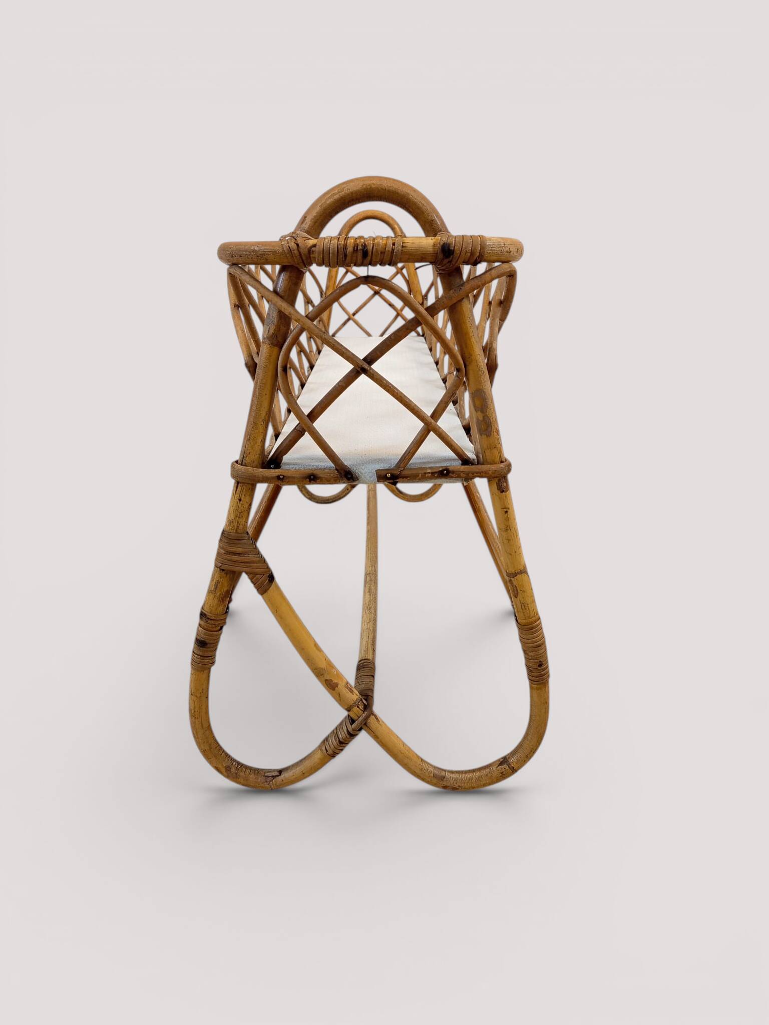Vintage standing planter in rattan and bamboo – Riviera style, 1970s
