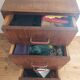 petite commode, chiffonnier, poignées scoubidou, pieds compas, vintage