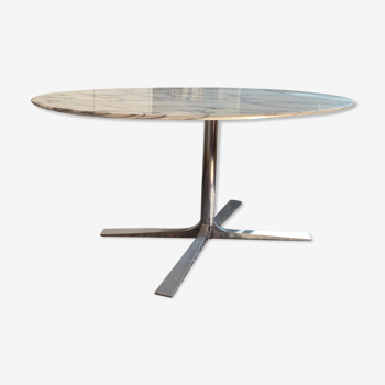 Table en marbre ovale design