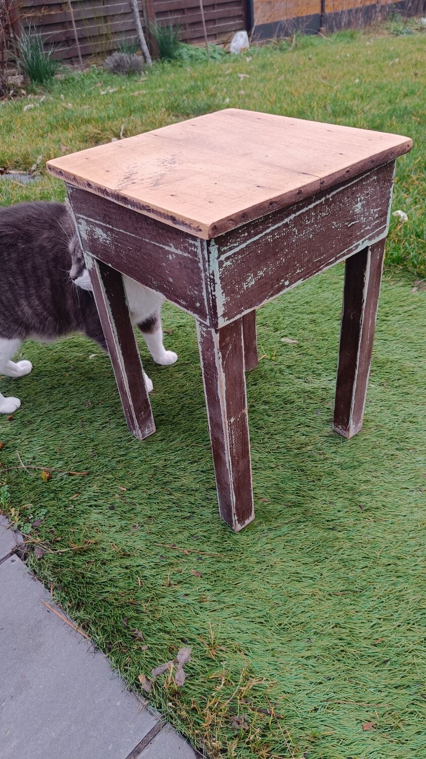 Patinated farmhouse stool