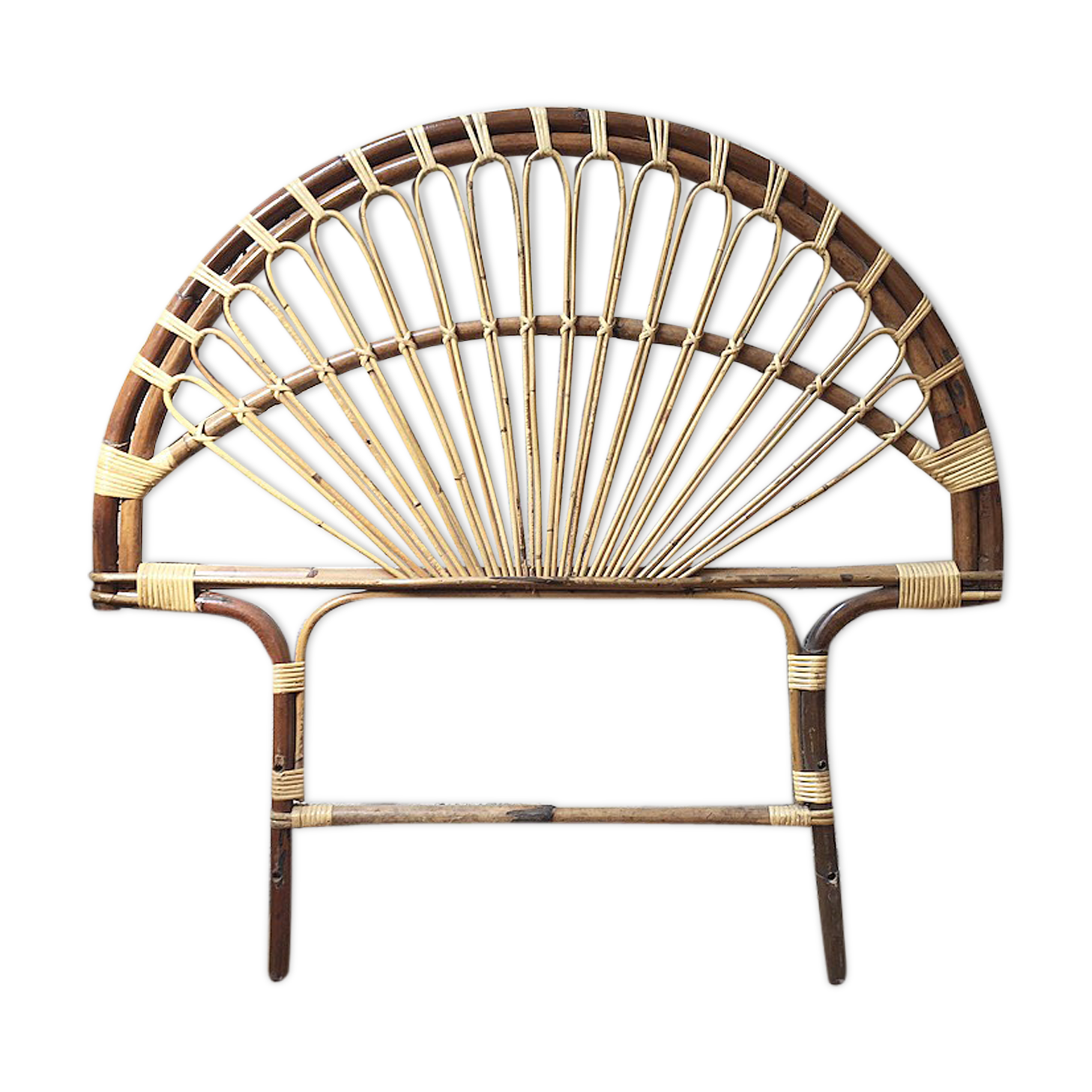 Vintage rattan headboard 1 place