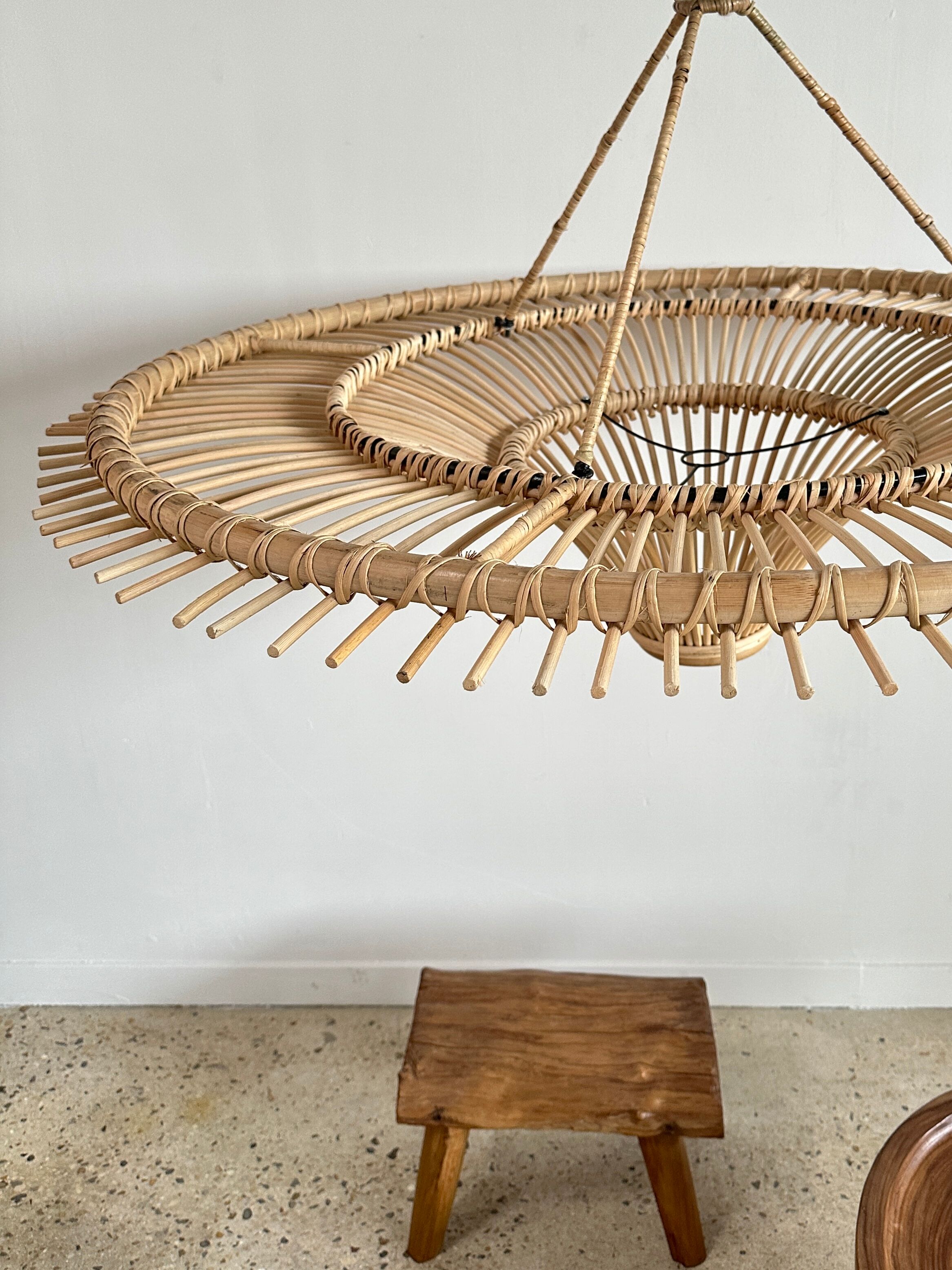 Suspension rattan saucer iron frame D:120 H:60