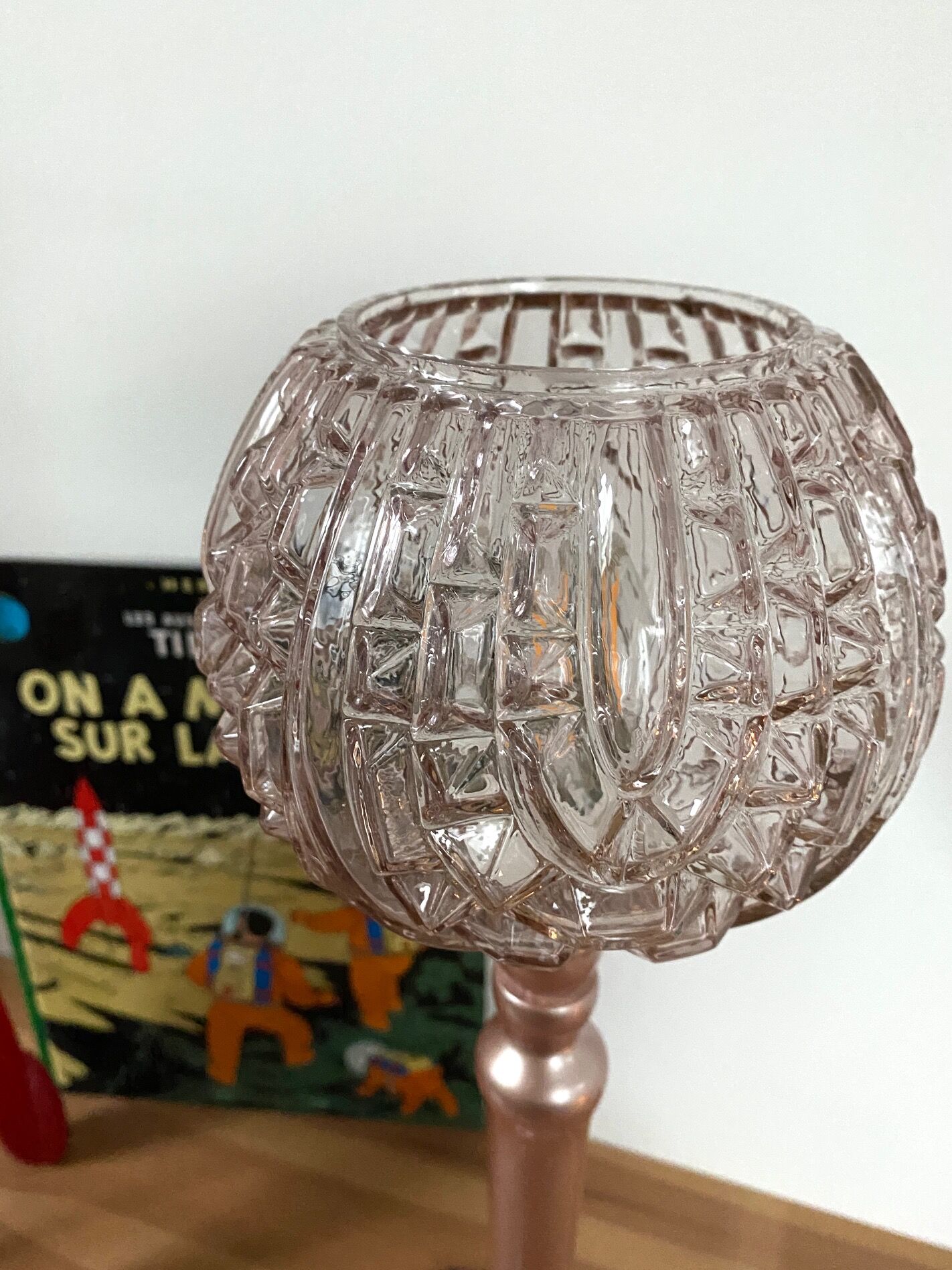 Lampe globe rose