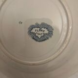 4 assiettes creuses en terre de fer Sarreguemines modèle Flore.