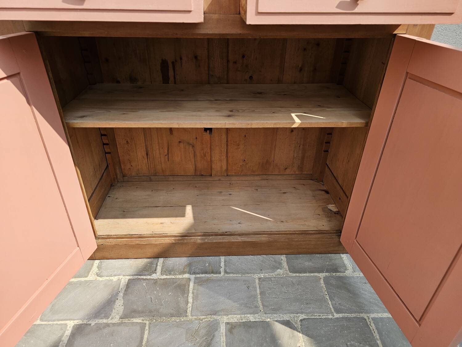 Parisian buffet Wood & terracotta
