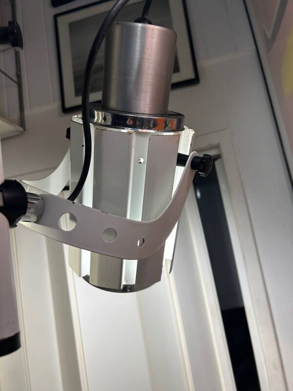 suspension 3 Projecteur d’Oscar Torlasco (Lumi, stilkronen )
