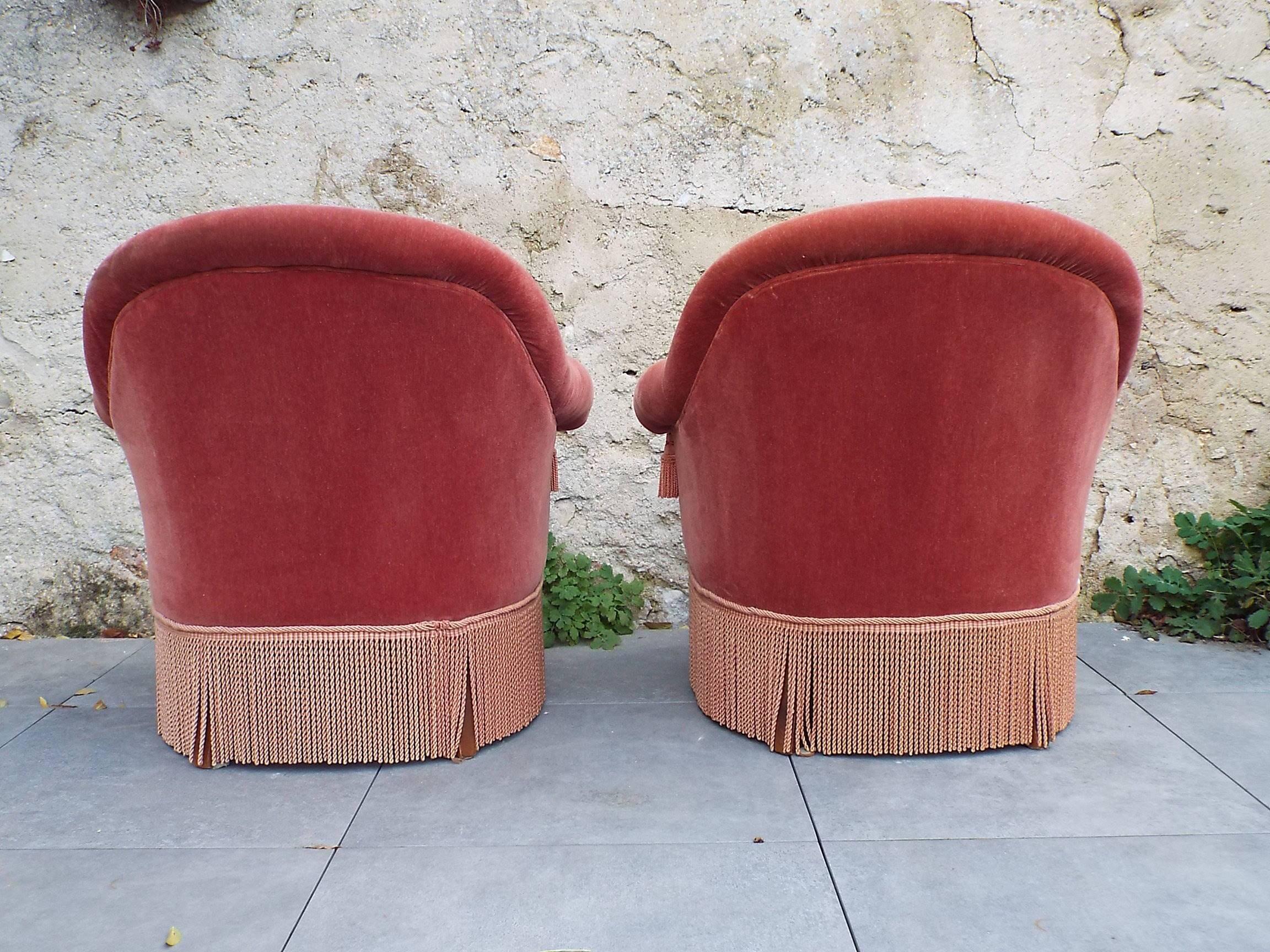 Paire de fauteuils crapaud velours