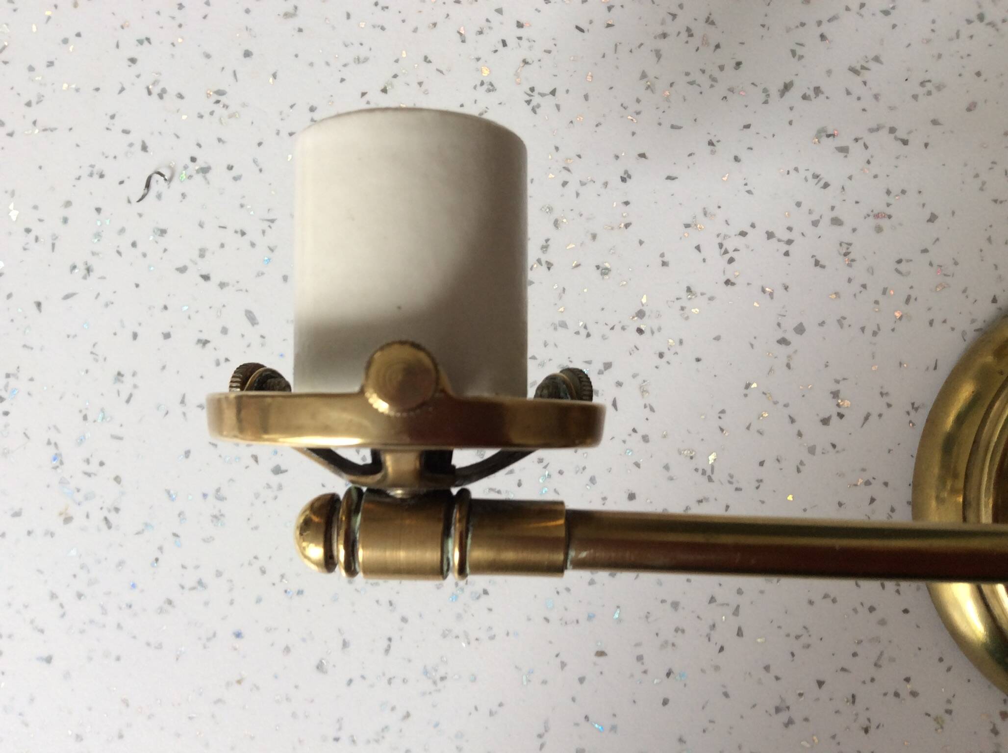 Brass wall light: 3 lamps