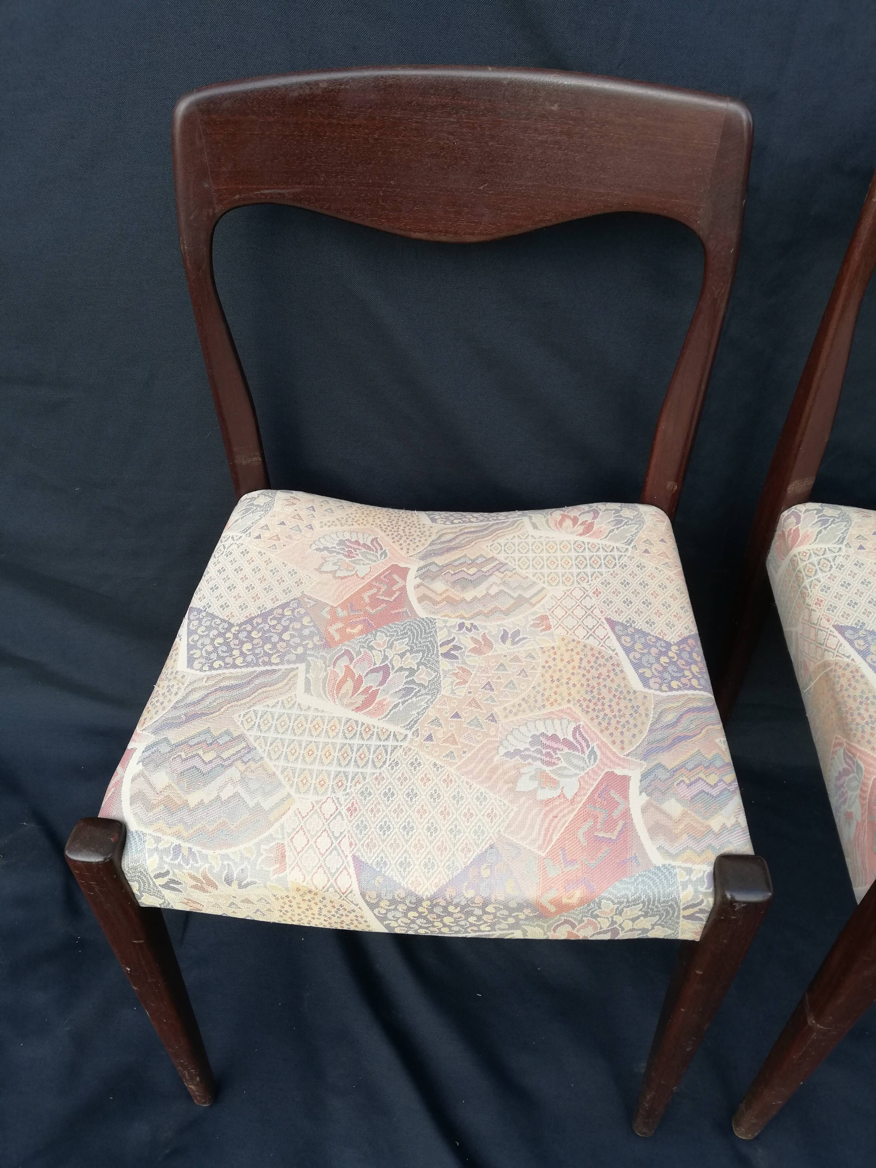 Pair of scandinavian chairs