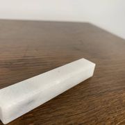 Lot de 8 portes-couteaux en marbre blanc
