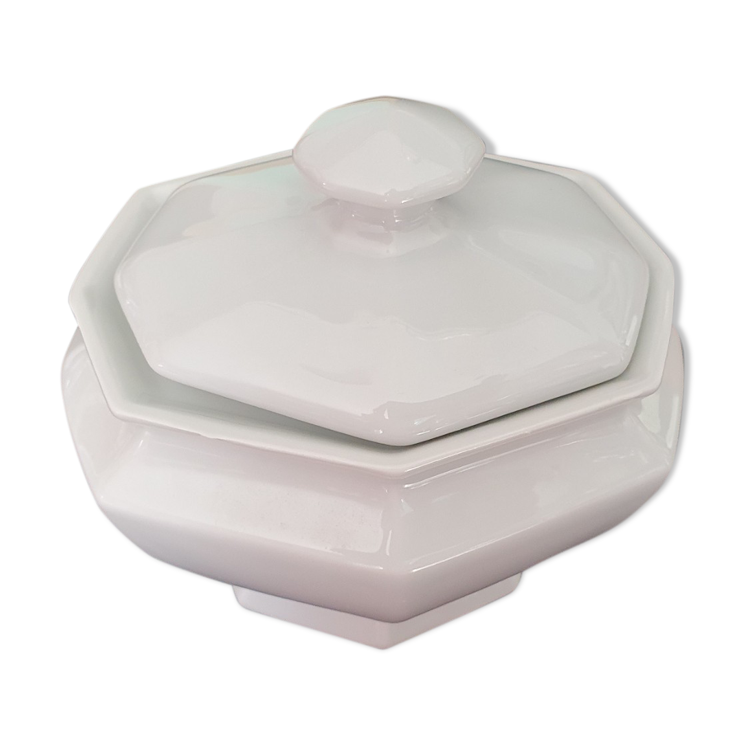 Sugar bowl in white faience