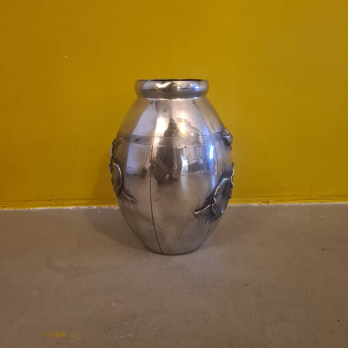 French Art Deco Pewter Vase By Lucien Houzeaux from the 1920s.