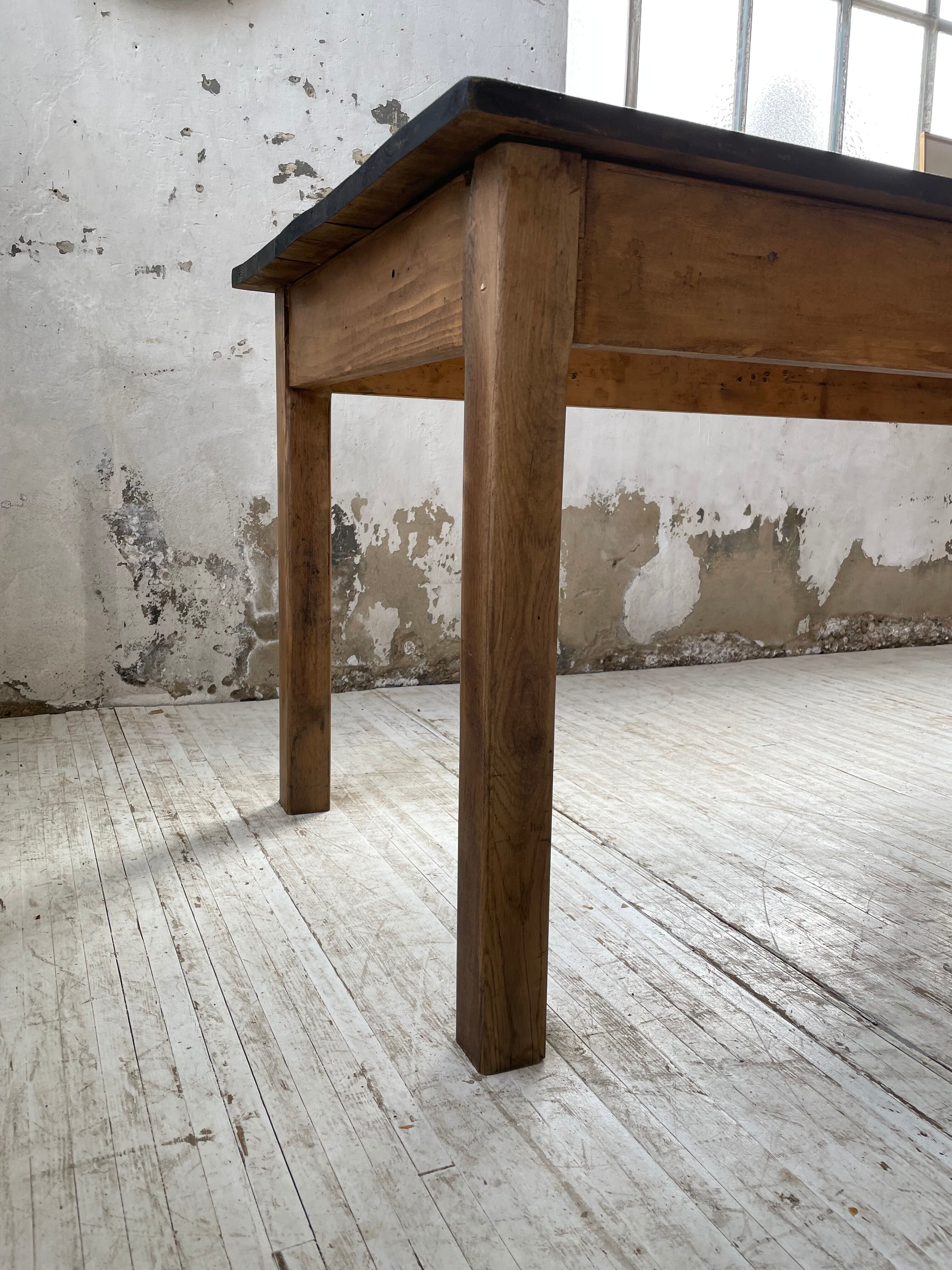 Black pine farm table 250 cm