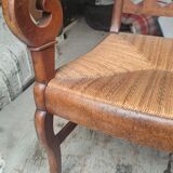 Mulched armchair of golden rye in solid walnut period Restoration around 1820