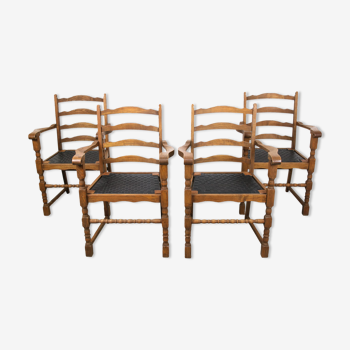 Ensemble de 4 fauteuils vintage en chêne médiéval