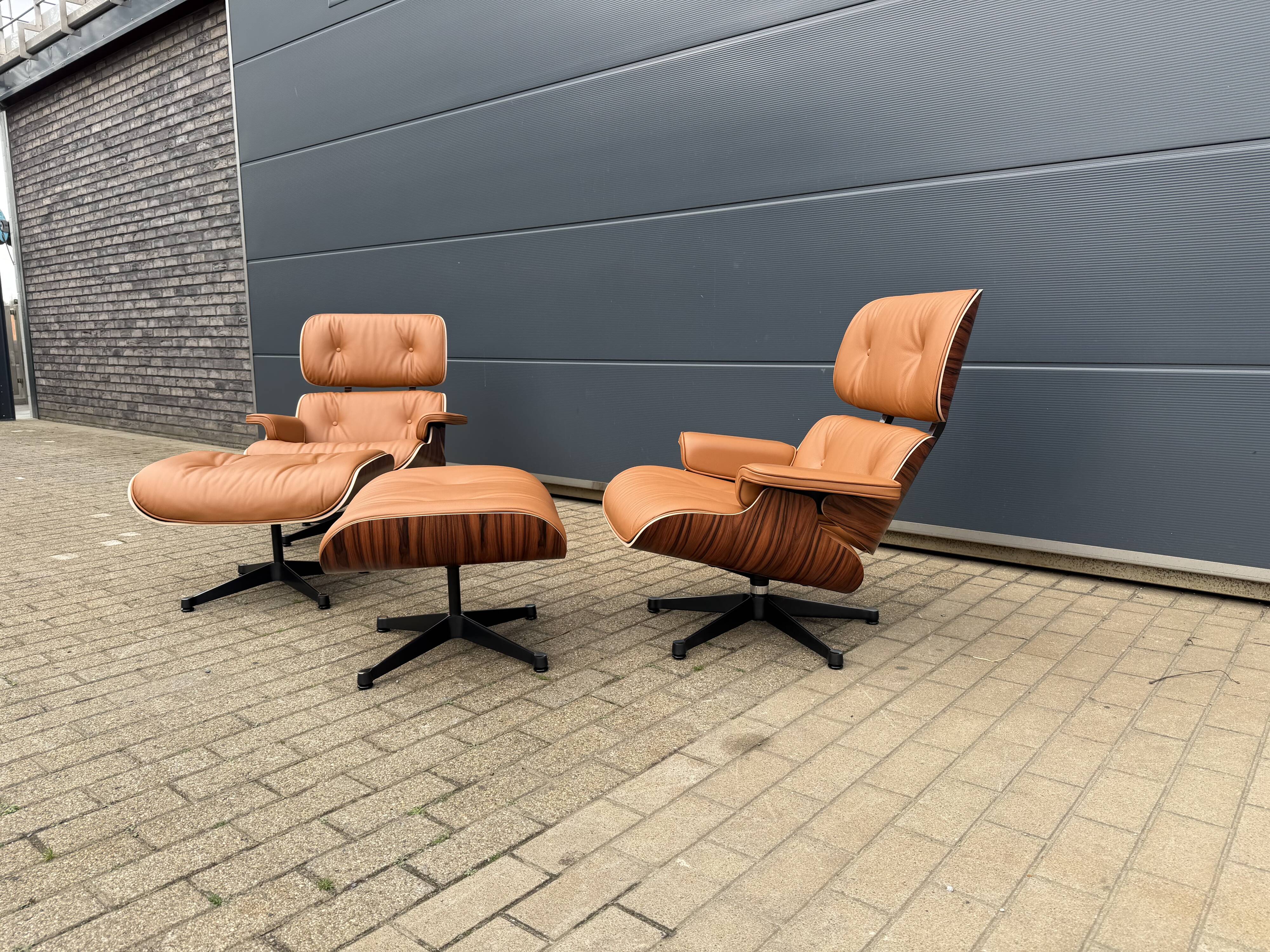 2 x Vitra Eames Lounge Chair XL + Ottoman, Cognac leather & Santos Rosewood