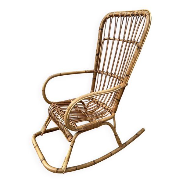 Joli rocking chair en rotin — Beyit