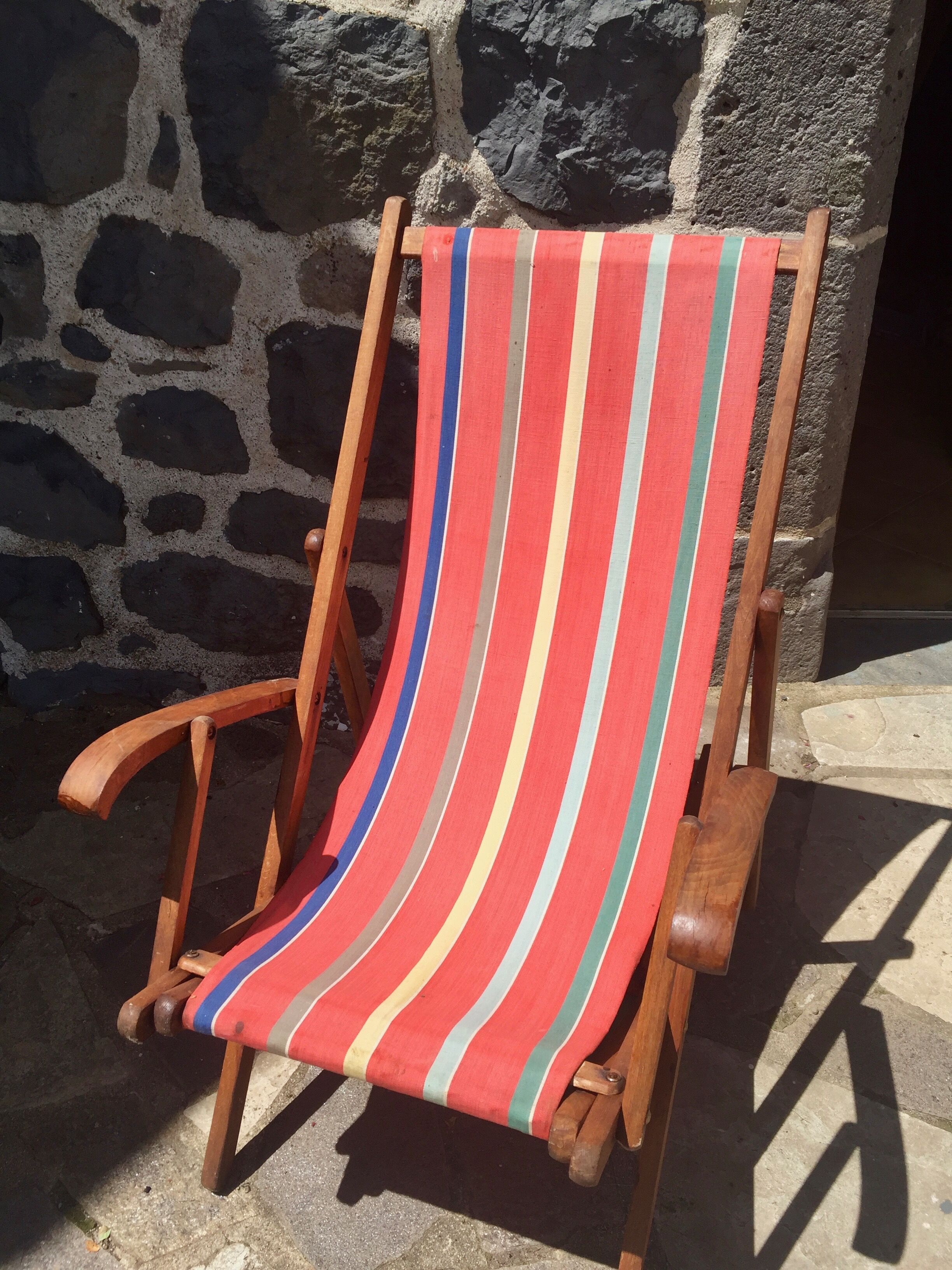 Deckchair convertible into a sun lounger