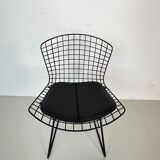 Chaise d’appoint Bertoia en noir