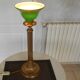 Pied lampe en bronze et son opaline