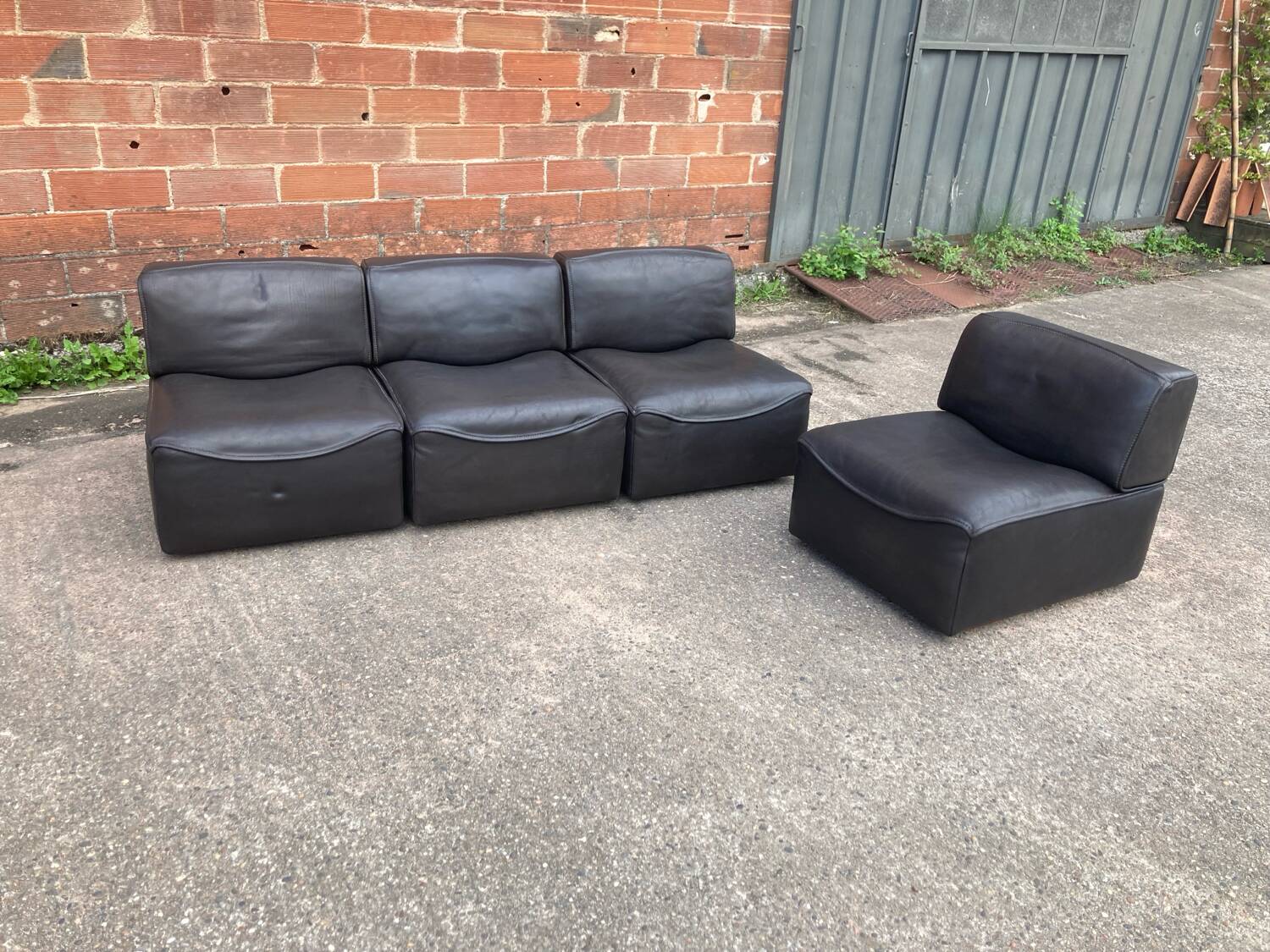 Set of 4 De Sede DS15 lounge chairs