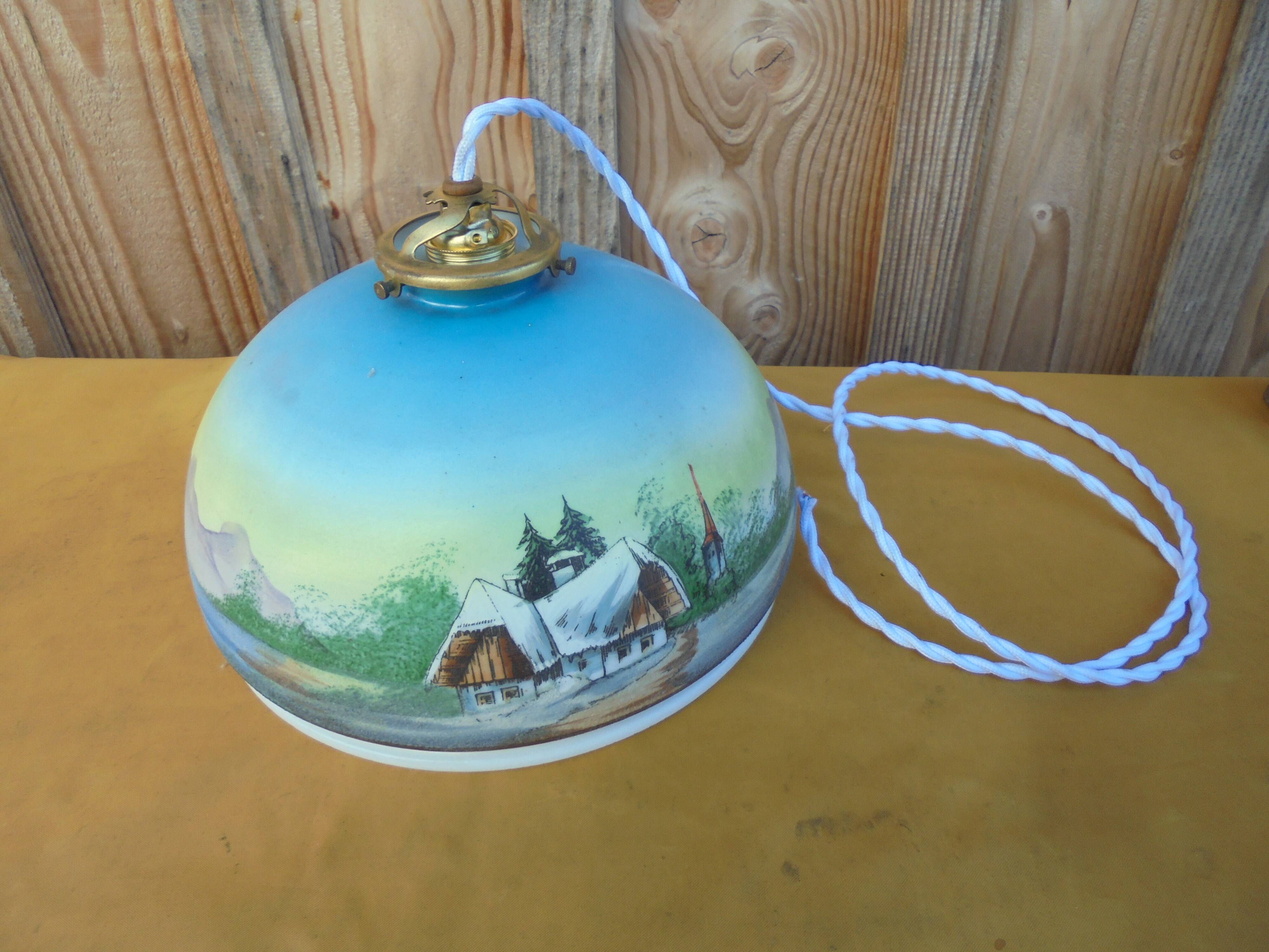 Antique decorated opaline suspension