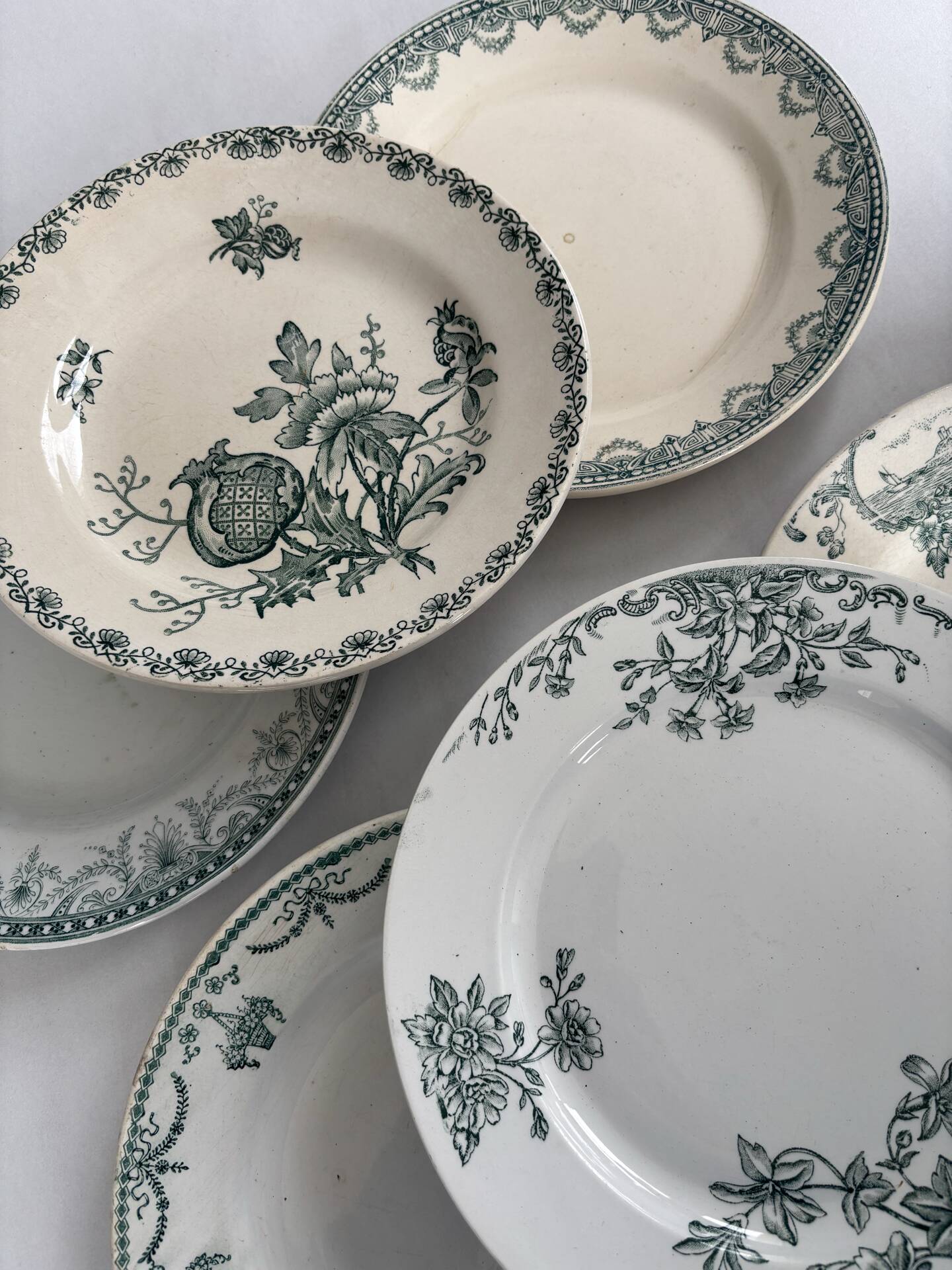 Compositions 6 green ironstone plates - Sarreguemines earthenware