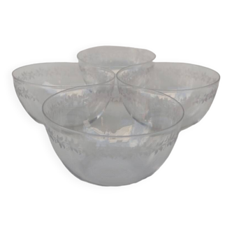4 crystal bowls decorated with vine leaves, circa 1900.