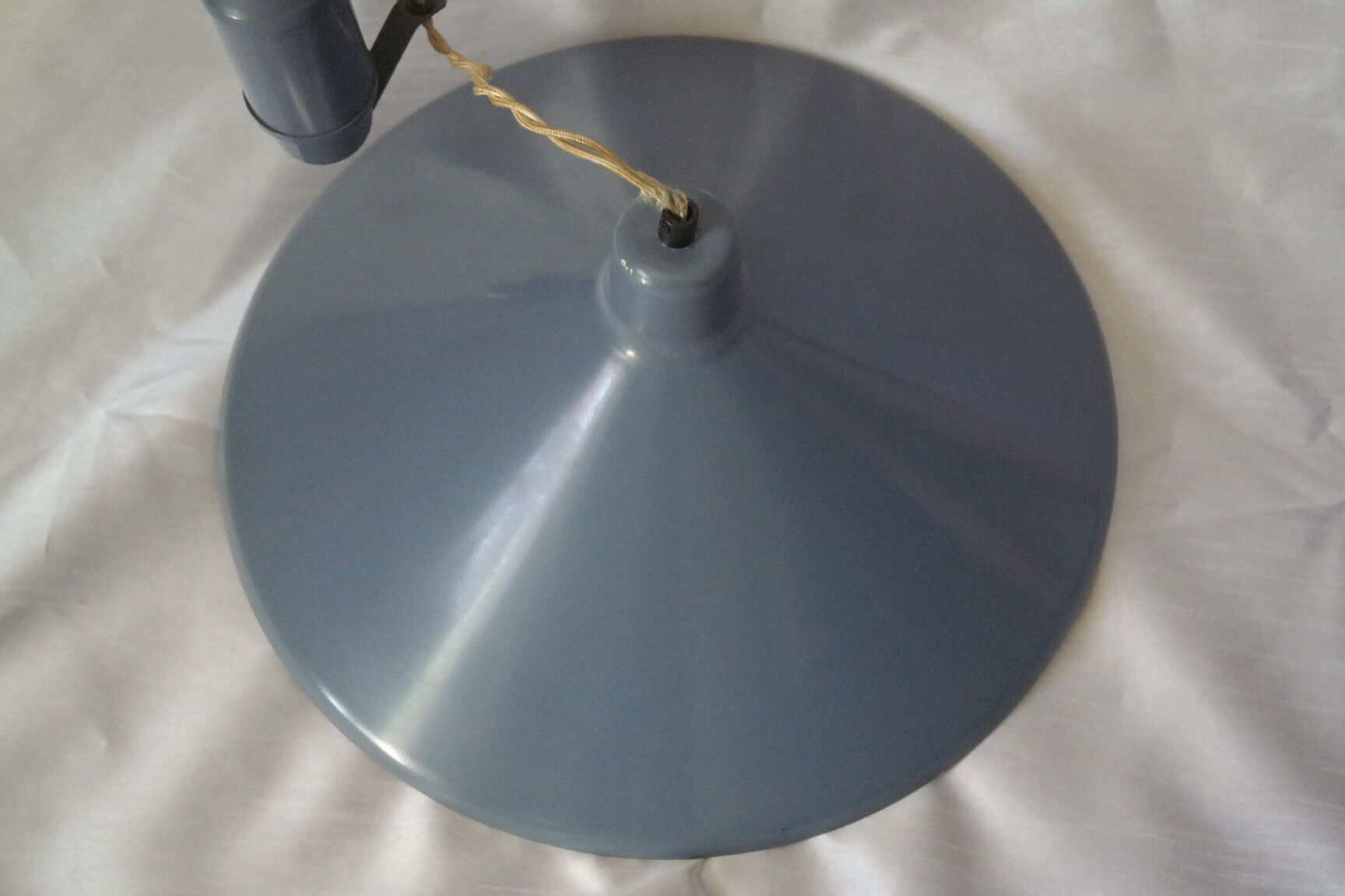 Suspension enamelled sheet metal rises drop vintage blue