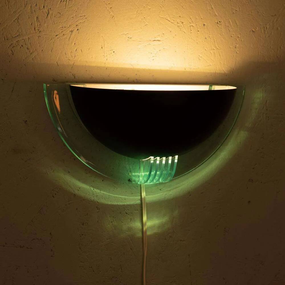 Memphis wall lamp from the 80s, Space Age uplight style.
