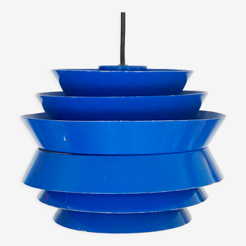 Pendant light "Trava" in blue lacquer by Carl Thore for Granhaga Metallindustri. Sweden 1960s.