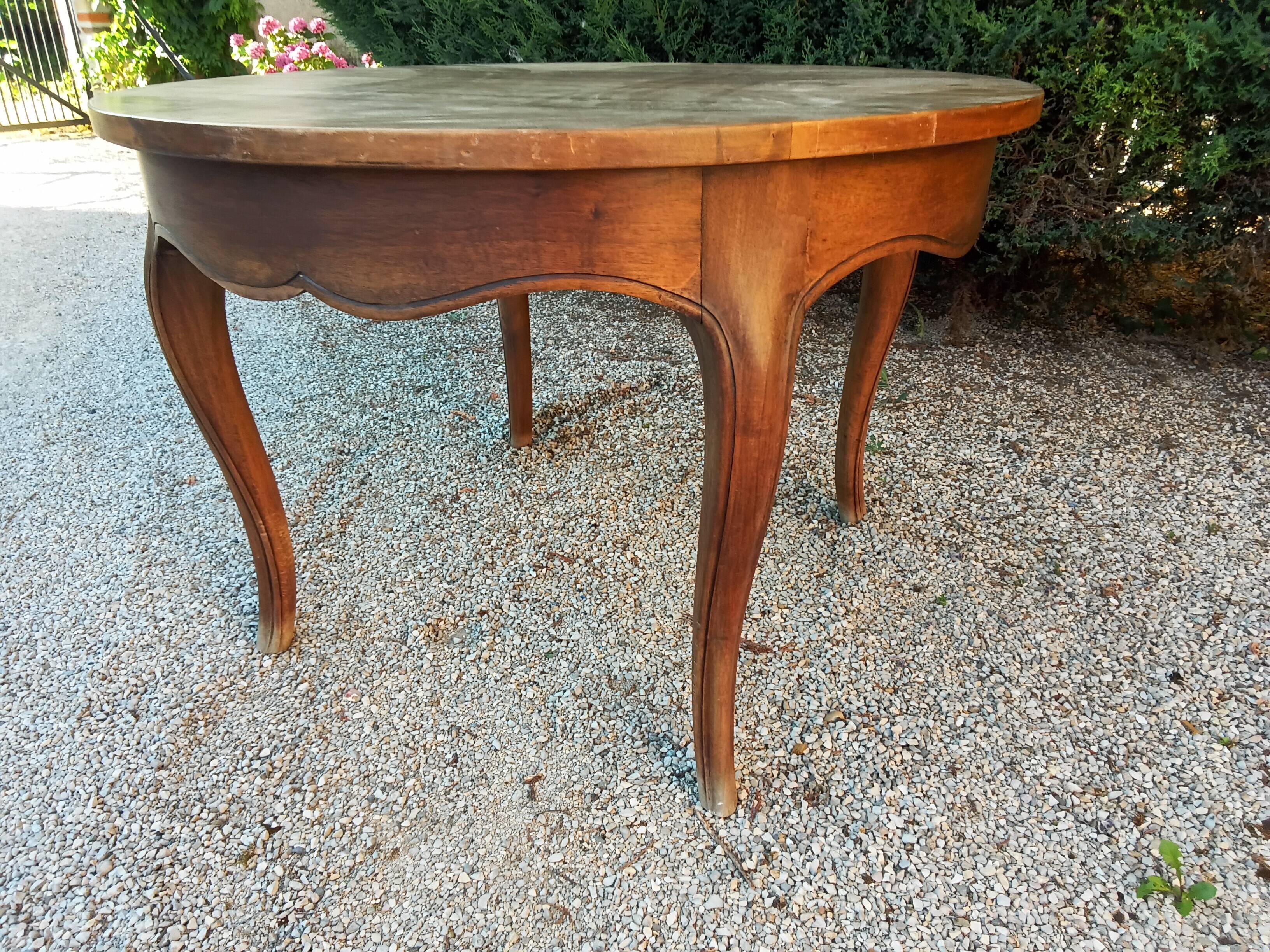 Round table + two extensions