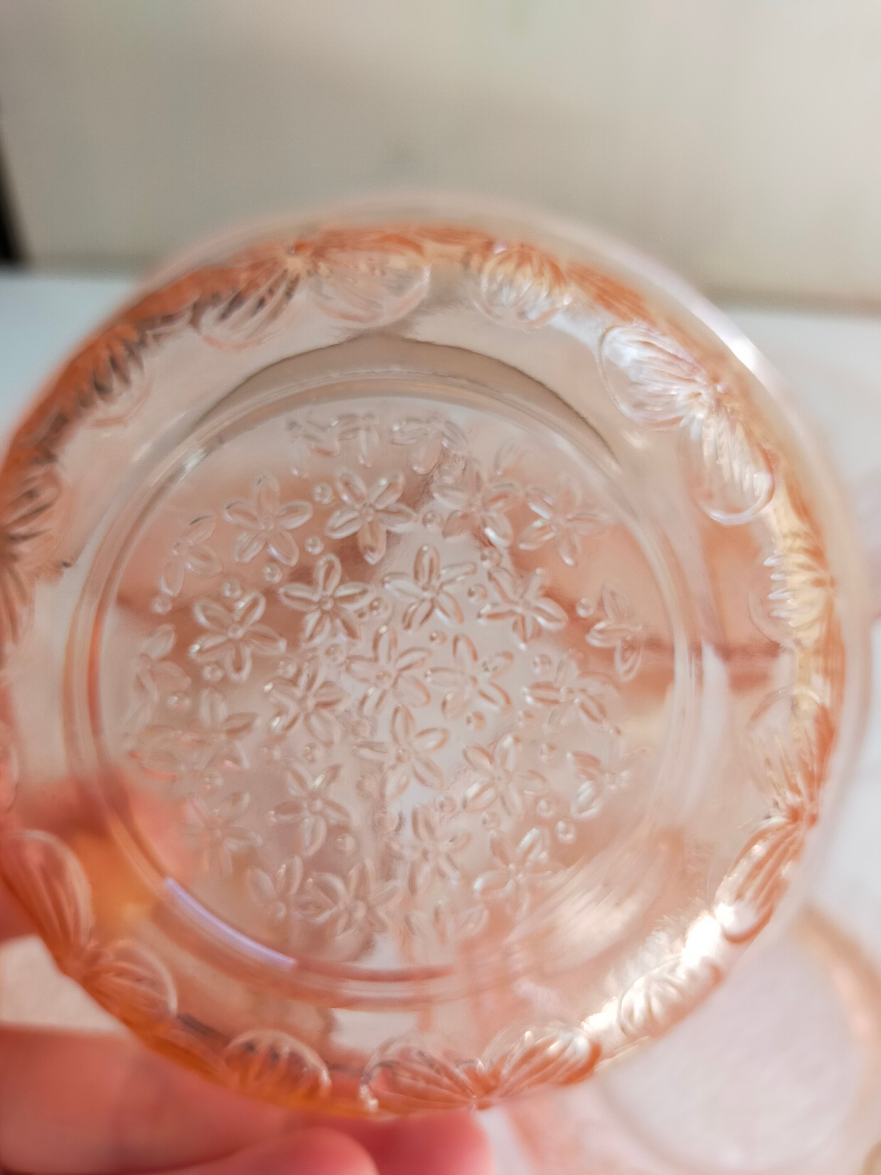 Bowls engraved flowers and signed