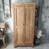 Armoire parisienne