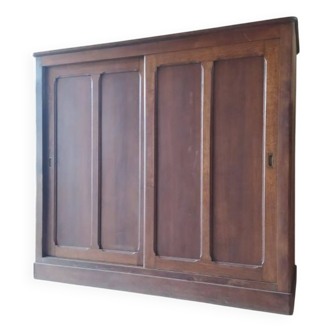 Armoire parisienne
