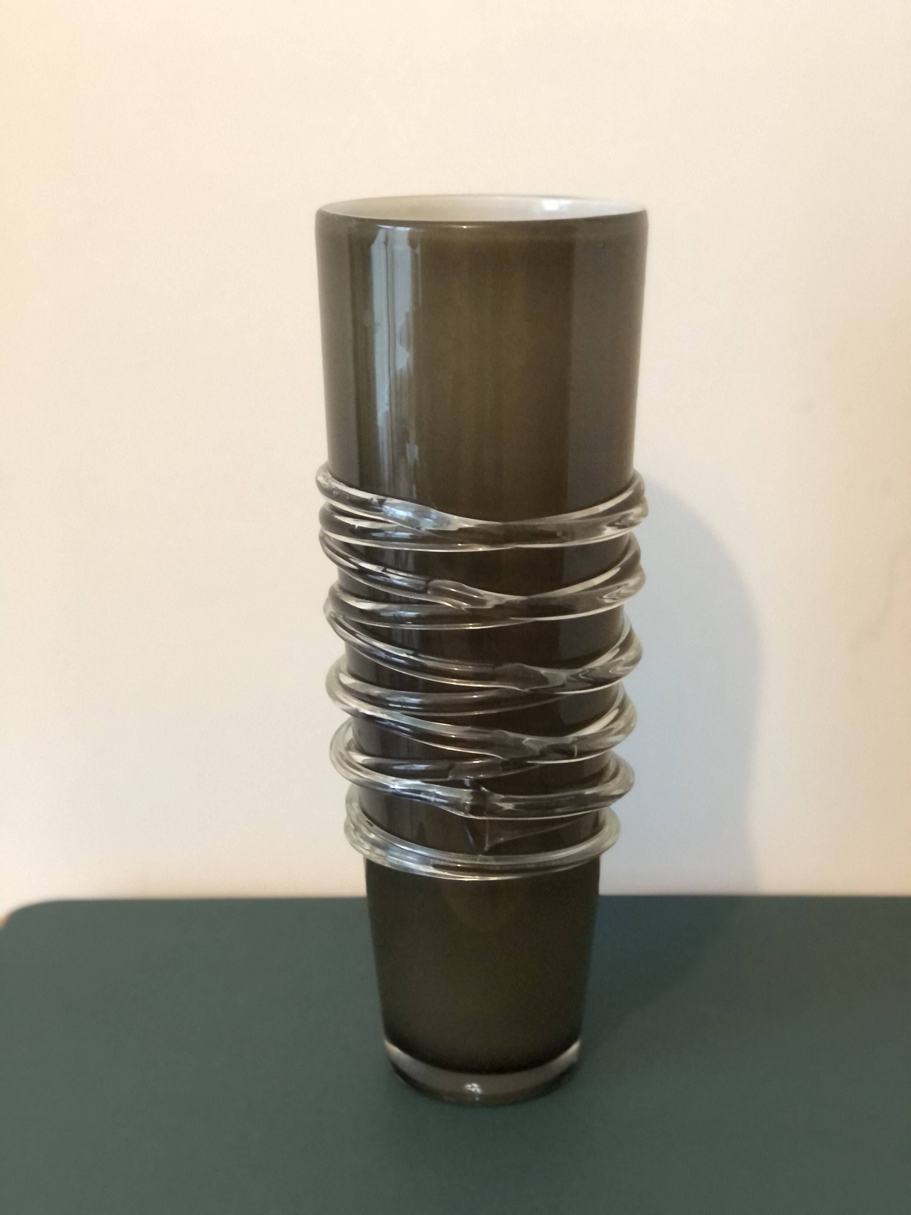 Vase en verre, vert / gris