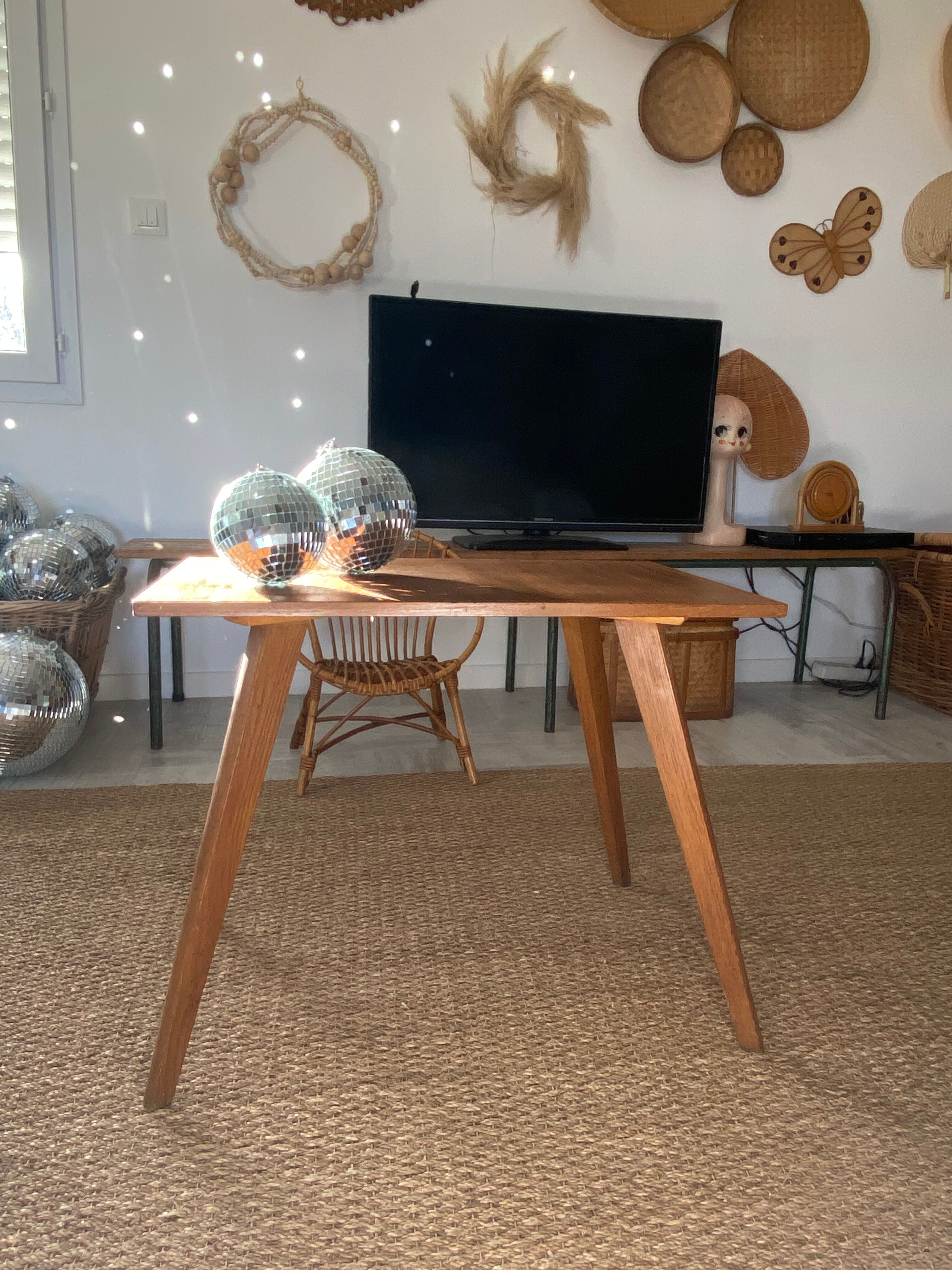 Compass leg coffee table