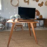 Table basse pieds compas