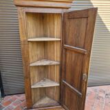 Corner or cantonal cabinet