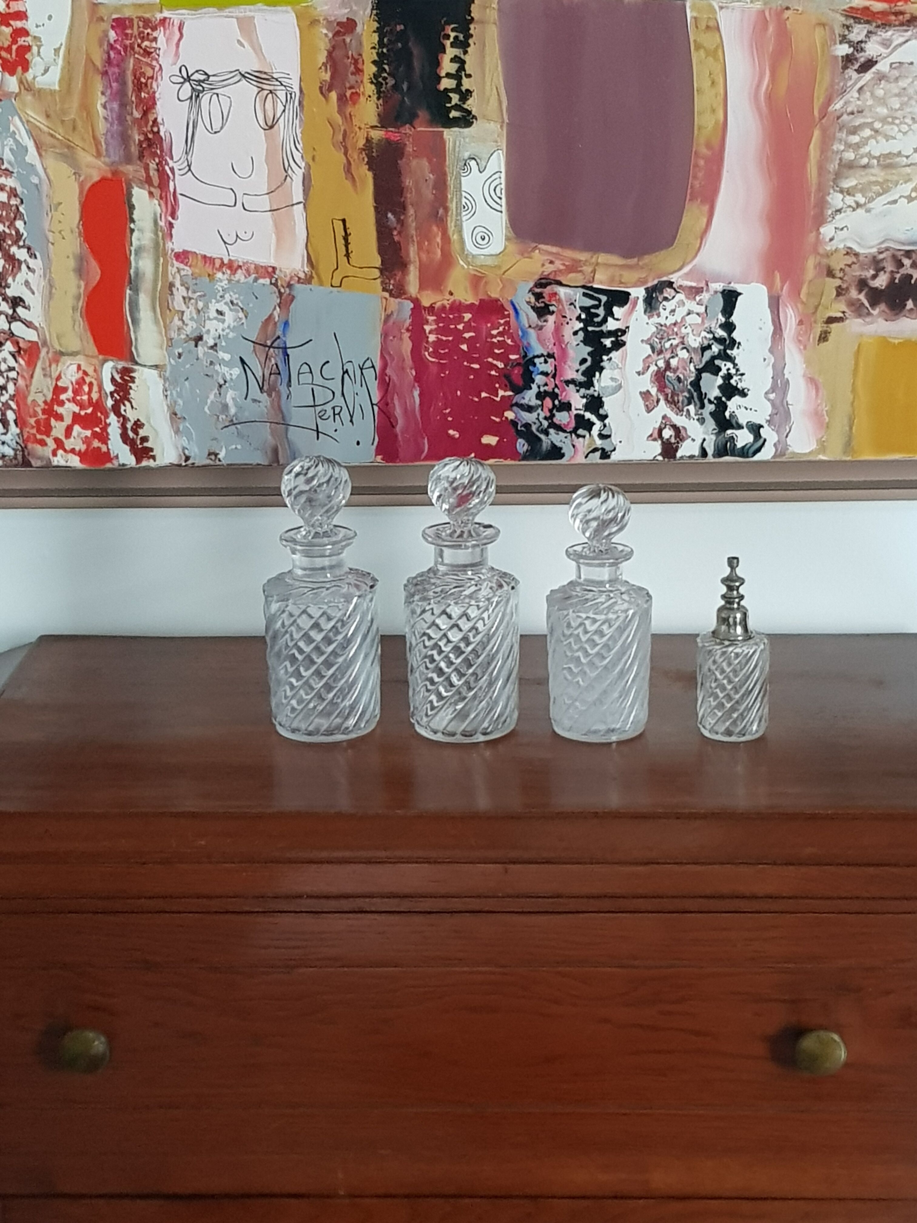 Série de 4 flacons de parfum